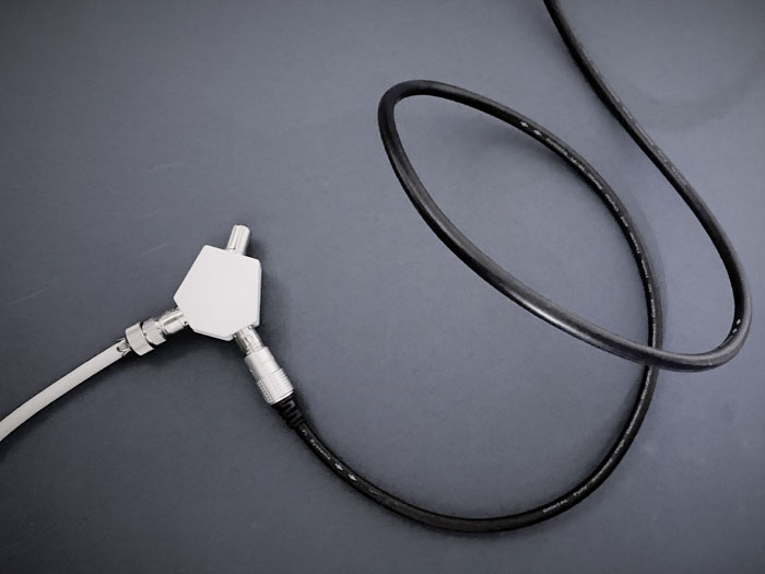 Figure 1: Connectors can create discontinuities tdr blog Figure 1: Connectors can create discontinuities