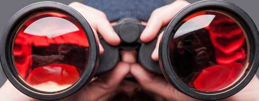 man-binoculars-viewer-600x200px-510x200