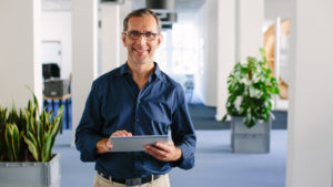 Man-iPad-office-300x169